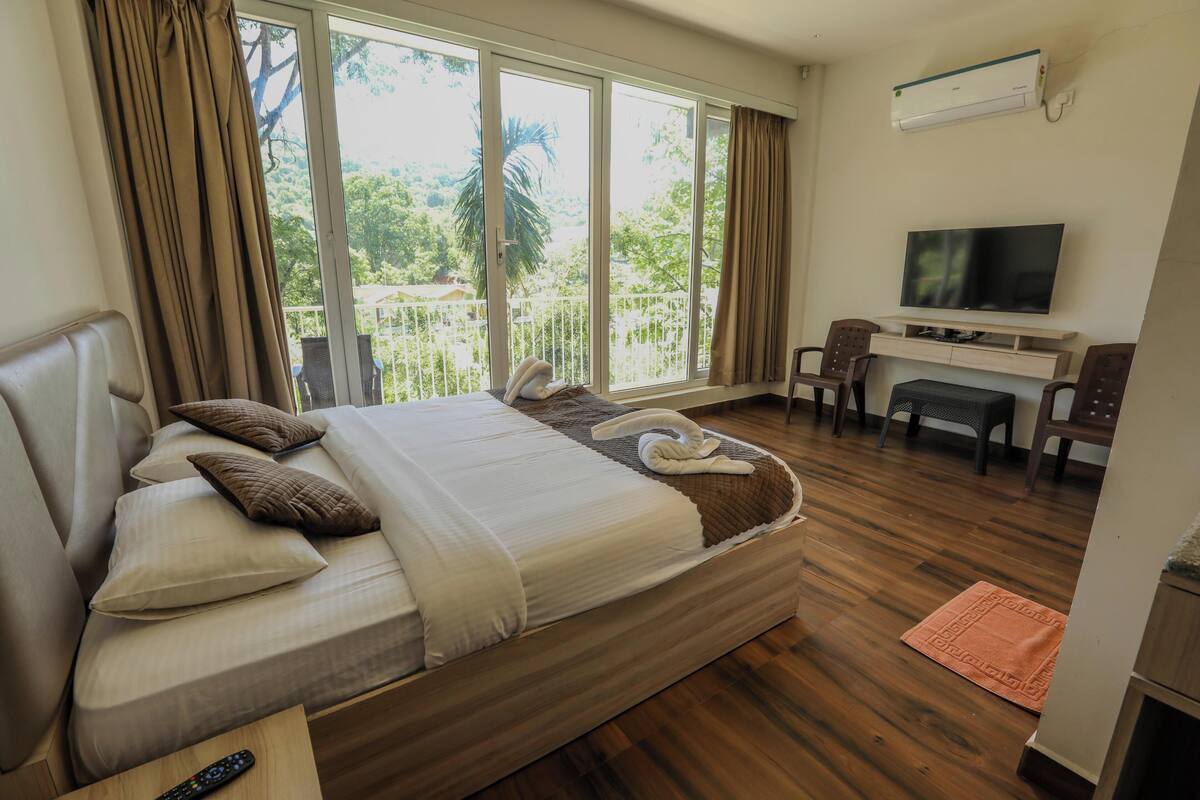 Suíte, vista para a colina | Roupas de cama antialérgicas, Wi-Fi de cortesia, roupa de cama