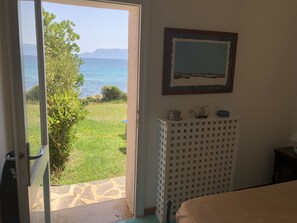 Interior - VILLA BY THE SEA WITH GARDEN AND MAGNIFICENT TERRACE (Golfo Aranci)