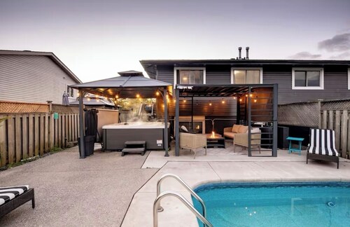 Cozy 3Bed w/ Pool, Hot Tub & Fire Pit – 15 Mins to Falls