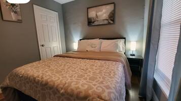 1 chambre, fer et planche à repasser, Wi-Fi gratuit, draps fournis