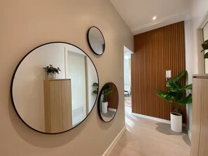 Interior - E&F Residence One
(San Fernando)