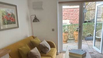 Chalet | Living area
