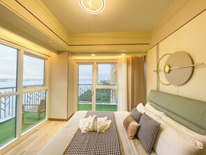 4 chambres, fer et planche à repasser, Wi-Fi, draps fournis