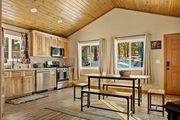 Fridge, dishwasher, coffee/tea maker, toaster