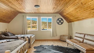 3 habitaciones, wifi gratis y ropa de cama