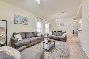 Unclassified image, 3 of 21, button