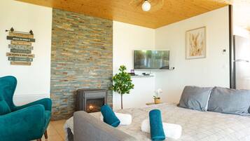 2 slaapkamers, reisbedje, wifi, beddengoed