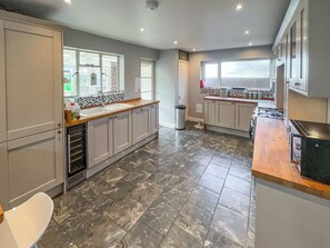 Dishwasher, highchair