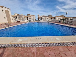 Udendørs pool