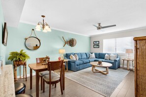 Condo, 1 King Bed with Sofa bed (Chateau La Mer #15B) | Living area