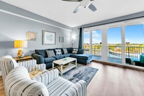 Condo, 1 King Bed with Sofa bed (Laketown Wharf 317) | Living area