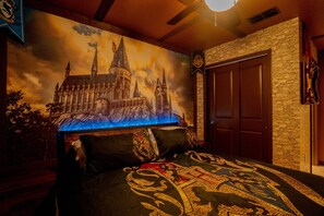 5 bedrooms, iron/ironing board, travel crib, WiFi - Brand New Home! Private Pool & Game Room 212681! (Clermont)