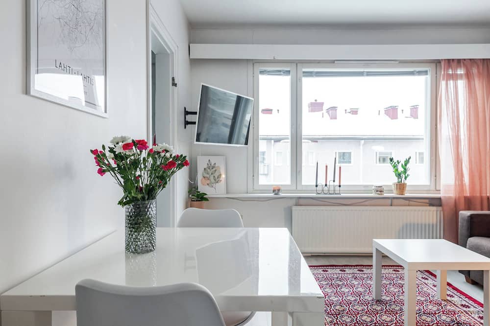 Nice Studio with Balcony in the Center