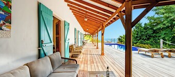 Villa Coccoloba 4 air-conditioned bedrooms and a beautiful sea view with pool
