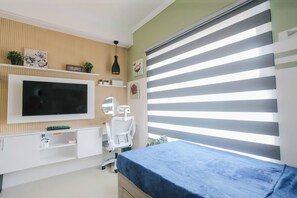 1 bedroom, iron/ironing board, WiFi, bed sheets
