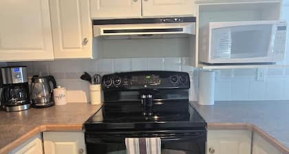 Cozy, quiet 4 bedroom home. Perfect for families and work crews!