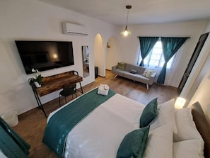 1 Schlafzimmer, Schreibtisch, Bügeleisen/Bügelbrett, kostenloses WLAN