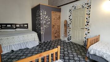 Family Room, 1 Bedroom, Mobility Accessible, Non Smoking | Free WiFi