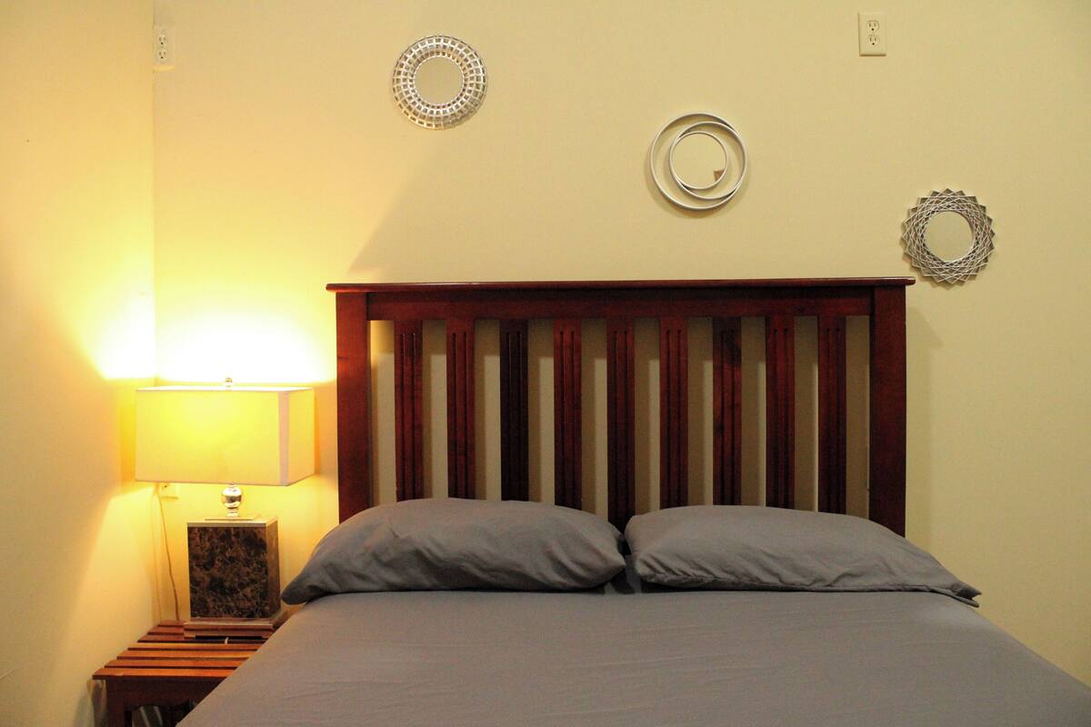 Standard Double Room | WiFi (free), bed sheets