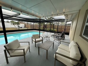 屋外プール、温水プール