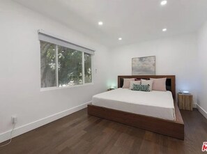 3 室のベッドルーム、アイロン / アイロン台、旅行用ベビーベッド、WiFi