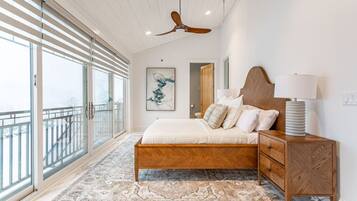 6 makuuhuonetta, työpöytä, silitysrauta/-lauta, vauvan matkasänky