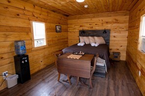 Cabin, 1 Queen Bed, Mountain View | Pillowtop beds, free WiFi, bed sheets - Canal Cabins (Paw Paw)