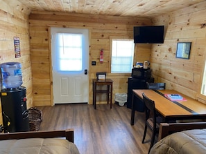 Cabin, 2 Single Beds, Non Smoking, Mountain View