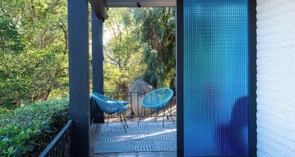 Nite Owl Hideaway - Mid-Century Modern/60s/70s Themed Creative Retreat Space.