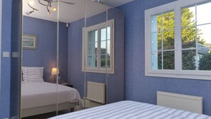 3 chambres, fer et planche Ă repasser, Wi-Fi gratuit, draps fournis
