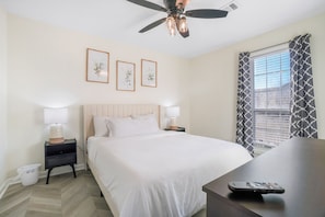 2 bedrooms, iron/ironing board, WiFi, bed sheets
