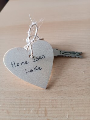 Miscellaneous - Home Iseo Lake IT016033B4DFOPOZFQ 016033-CIM-00045 (Bossico)