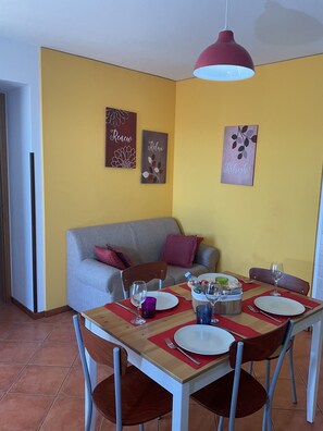 Dining - Home Iseo Lake IT016033B4DFOPOZFQ 016033-CIM-00045 (Bossico)