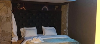Hotel Cinema