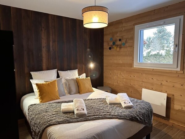 4 habitaciones y escritorio 