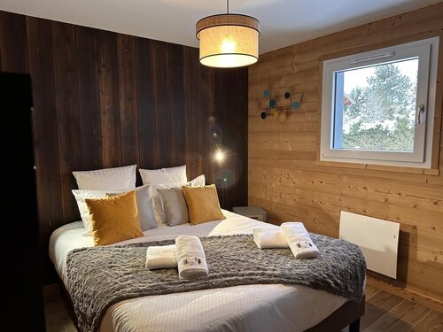 Chalet PLUME D'EAU - 11 pers - SWIMMING POOL/PETANQUE/BABY-FOOT - 10min from GERARDMER