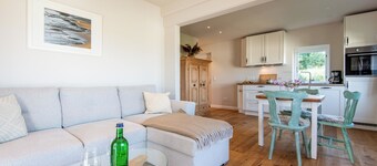 The Möwennest in a quiet location just before the dike, with terrace and beach chair.