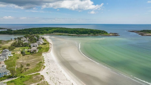 Pet Friendly-Updated Goose Rocks Beach Oasis!