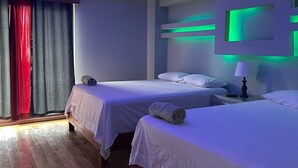 Basic Double Room, Balcony, Lake View - Oasis Paradise Hotel (Tela)
