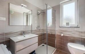 Douche, séchoir à cheveux