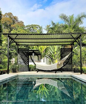 Pool - Luxury Villa with AC & pool, minutes from National Park entrance & beach (Cahuita)