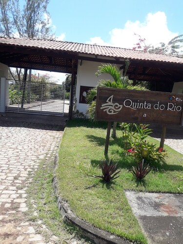 A beautiful 1 bedroom House situated in pipa five minutes drive from beach t