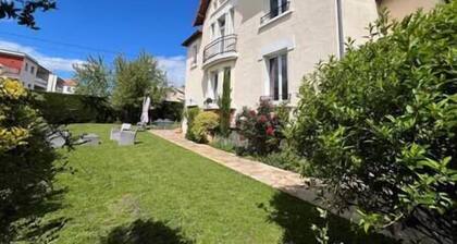 Grande maison avec Jardin