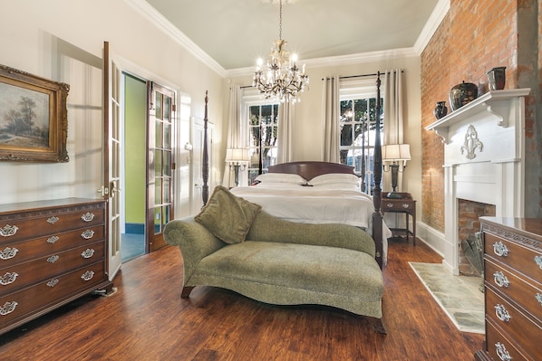 1 bedroom, iron/ironing board, travel crib, free WiFi