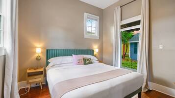 1 bedroom, iron/ironing board, travel crib, free WiFi