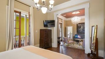 2 slaapkamers, een strijkplank/strijkijzer, reisbedje, gratis wifi