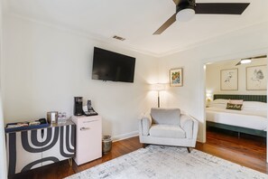 Interior - The Mayfield Guest House (New Orleans)