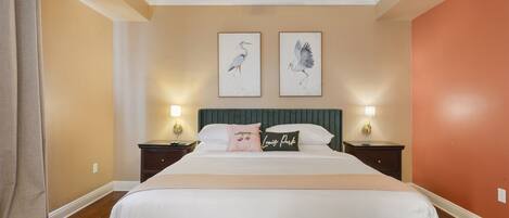 1 slaapkamer, een strijkplank/strijkijzer, reisbedje, gratis wifi