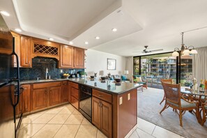Apartment - Papakea C206 in Lahaina (Lahaina)