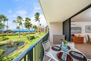 Apartment | 1 bedroom, Internet - Papakea C206 in Lahaina (Lahaina)